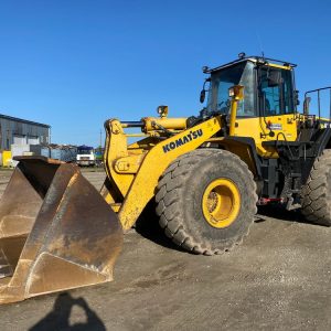 Komatsu WA480-6 (28 t)