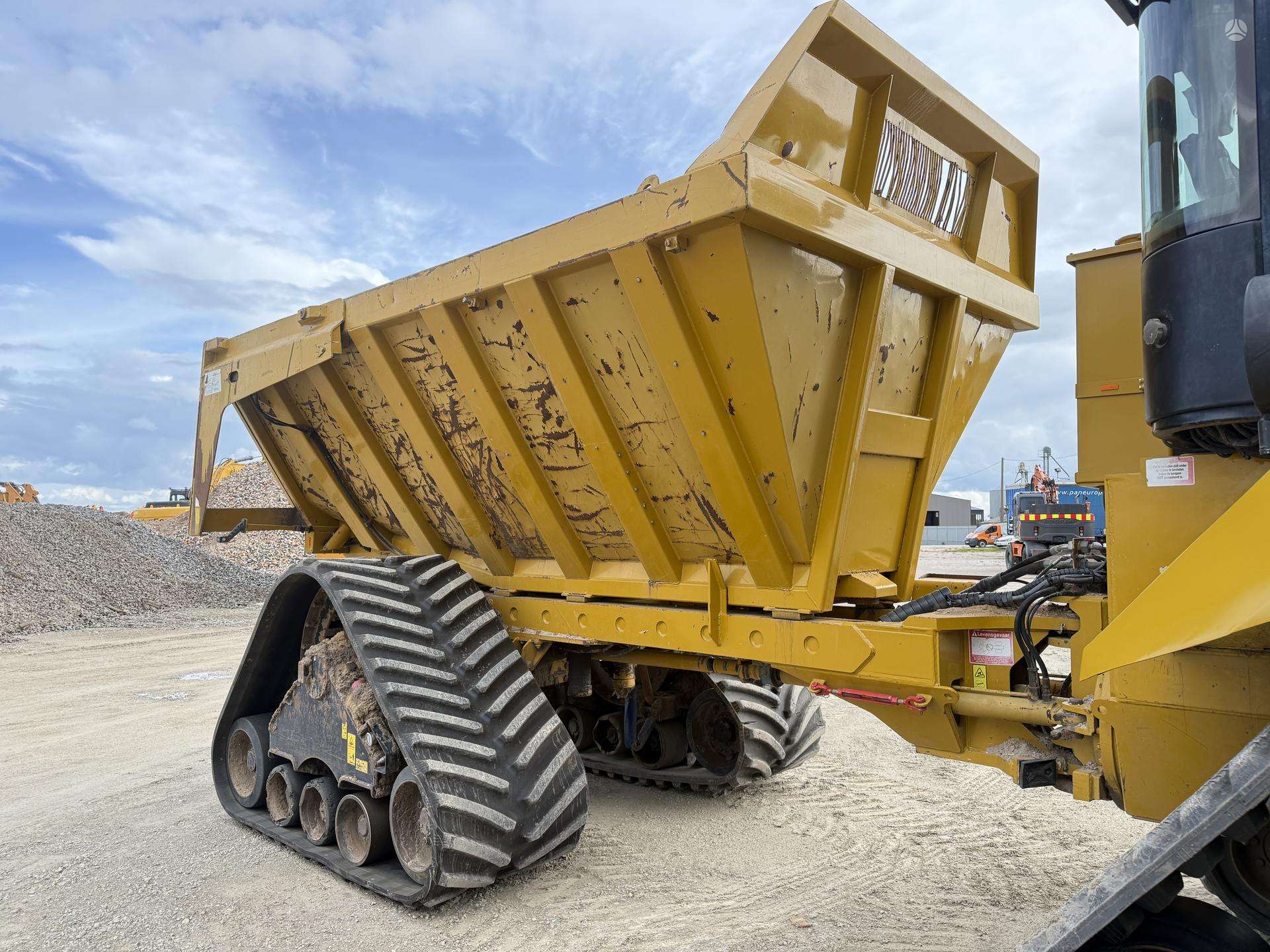 Caterpillar Challenger TerraGator 2104 920 - Image 21