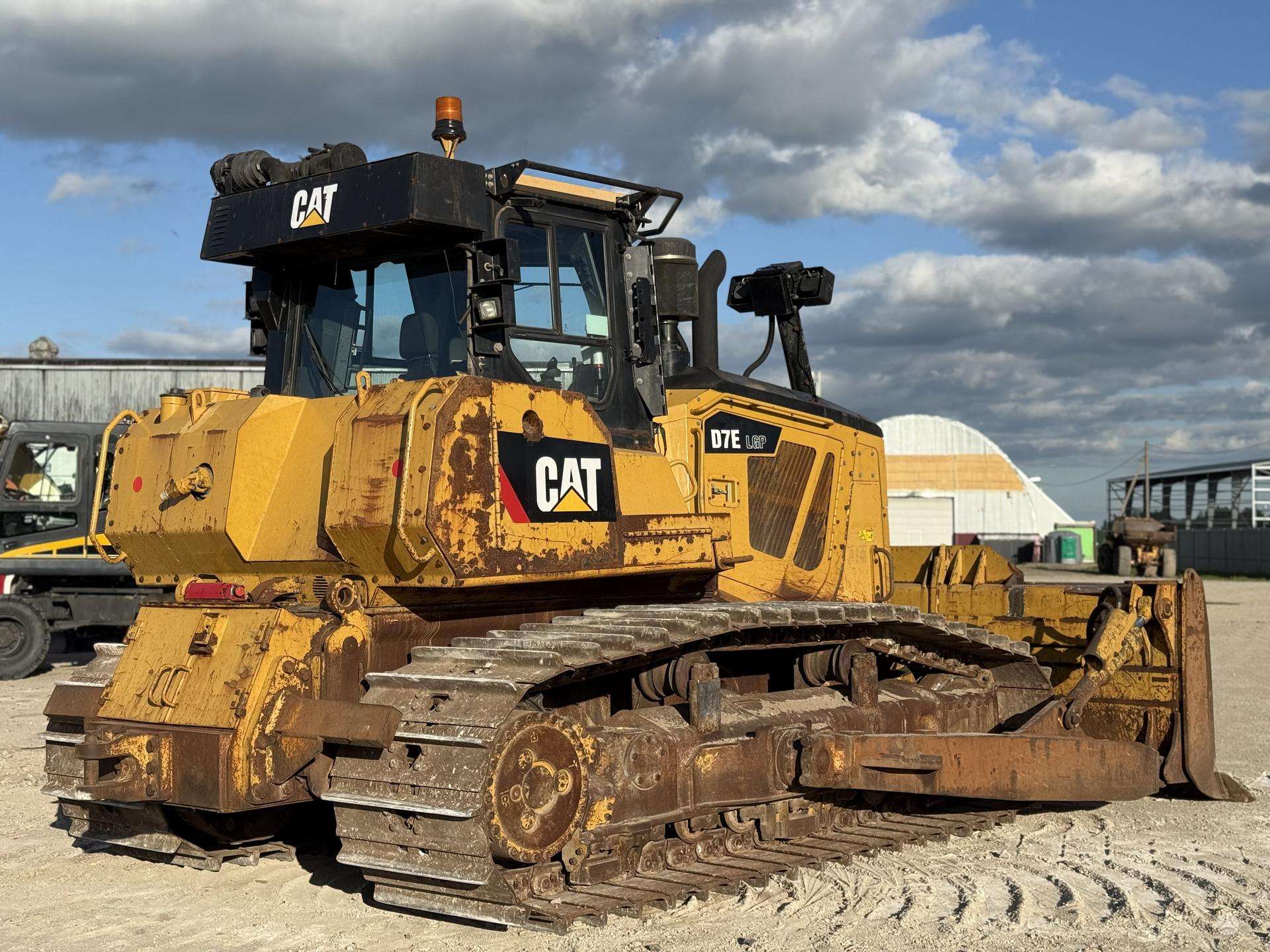 Caterpillar D7E LGP , 920 mm, EPA - Image 4