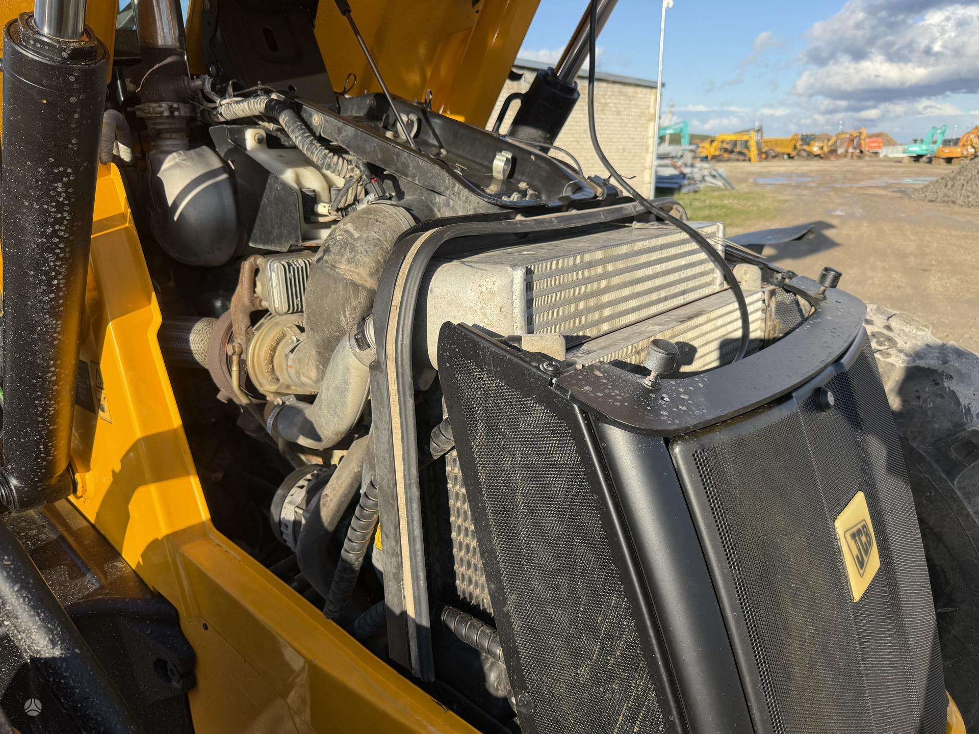 JCB 4 CX , quick coupler front & b - Image 19