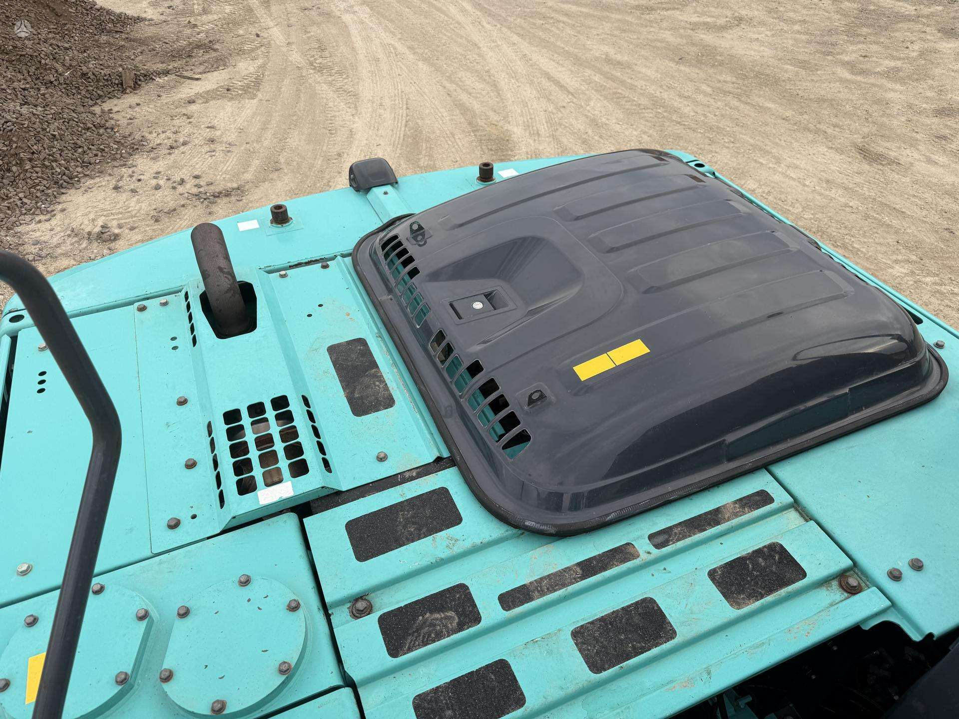 Kobelco SK 210 LC-9 - Image 16