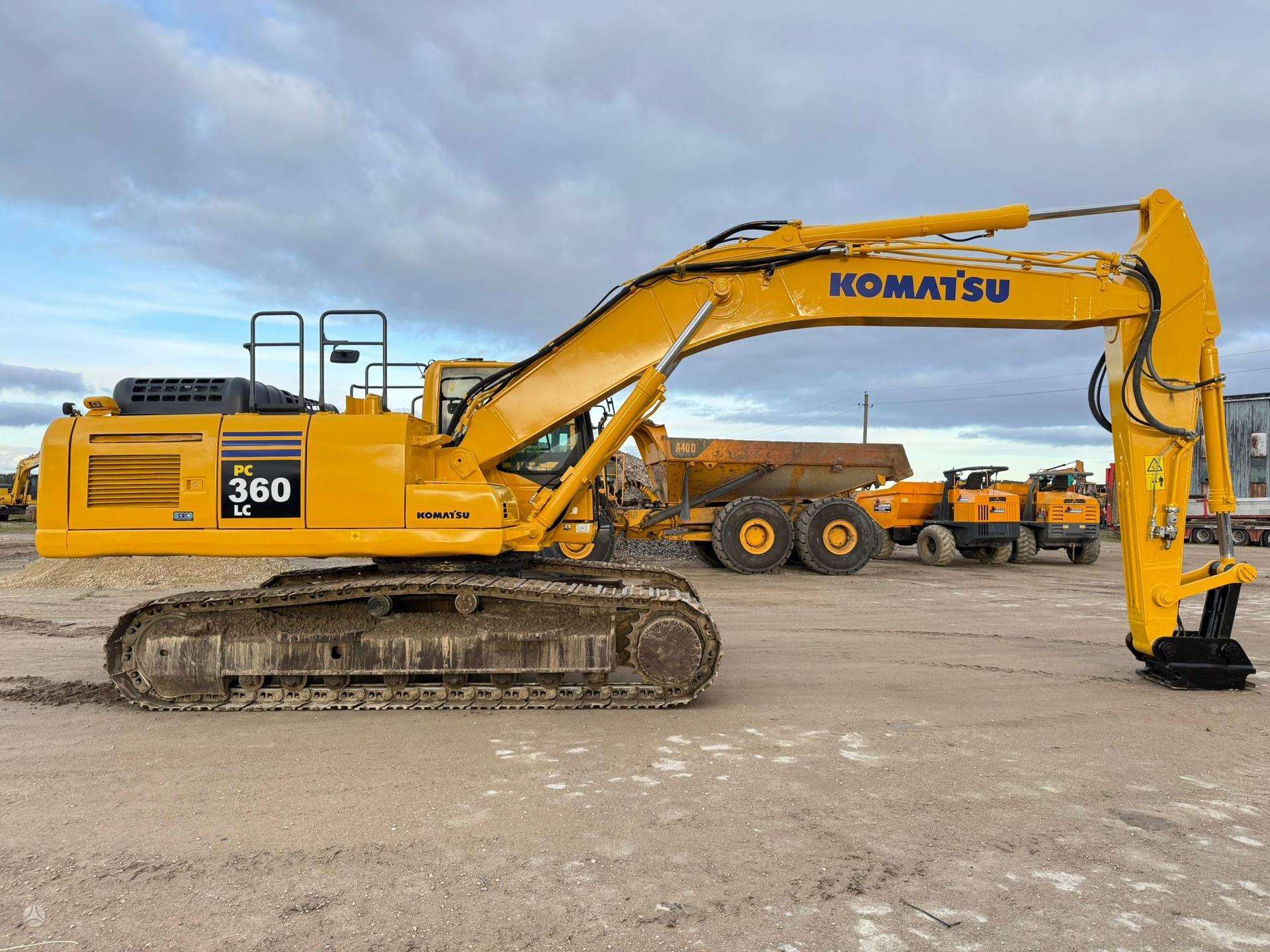 Komatsu PC 360 LC-10 - Image 4