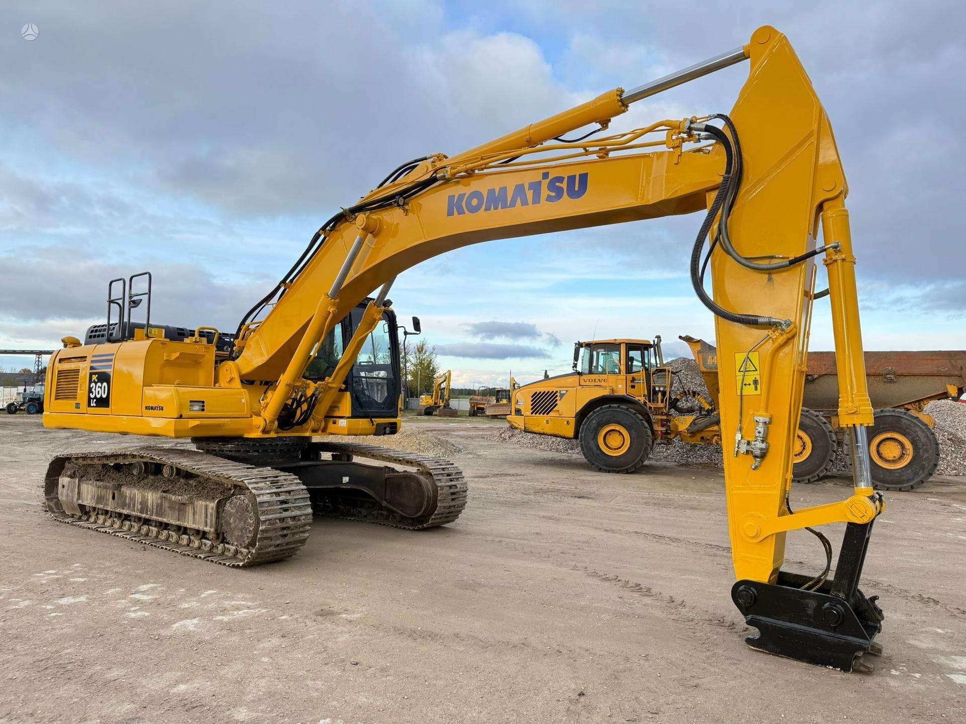 Komatsu PC 360 LC-10 - Image 5