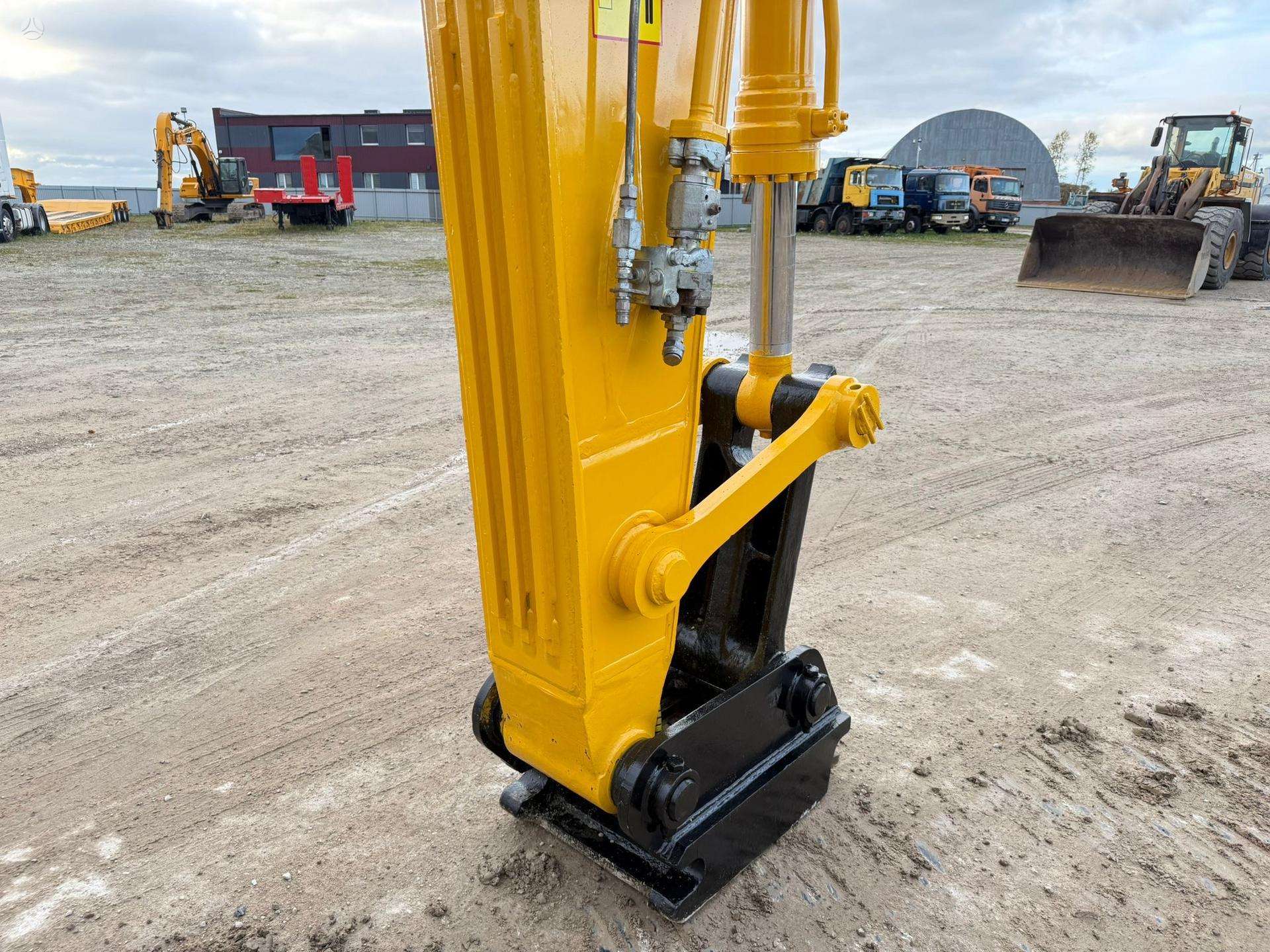 Komatsu PC 360 LC-10 - Image 7