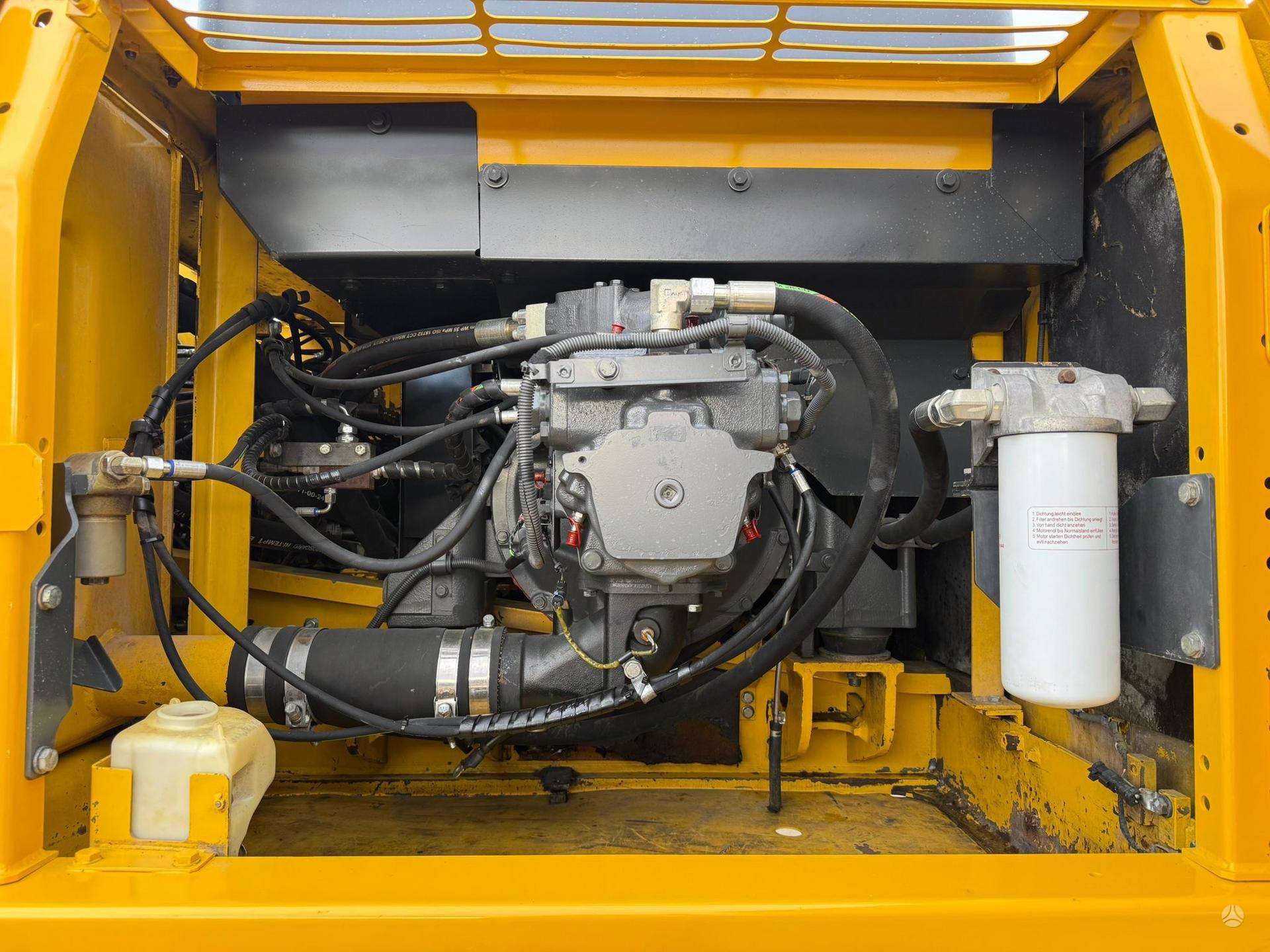 Komatsu PC 360 LC-10 - Image 10