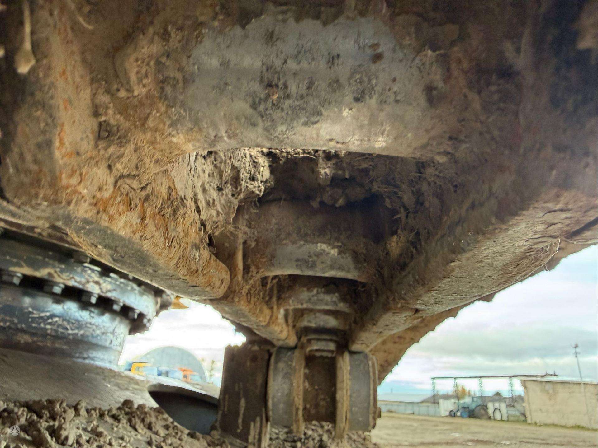 Komatsu PC 360 LC-10 - Image 15