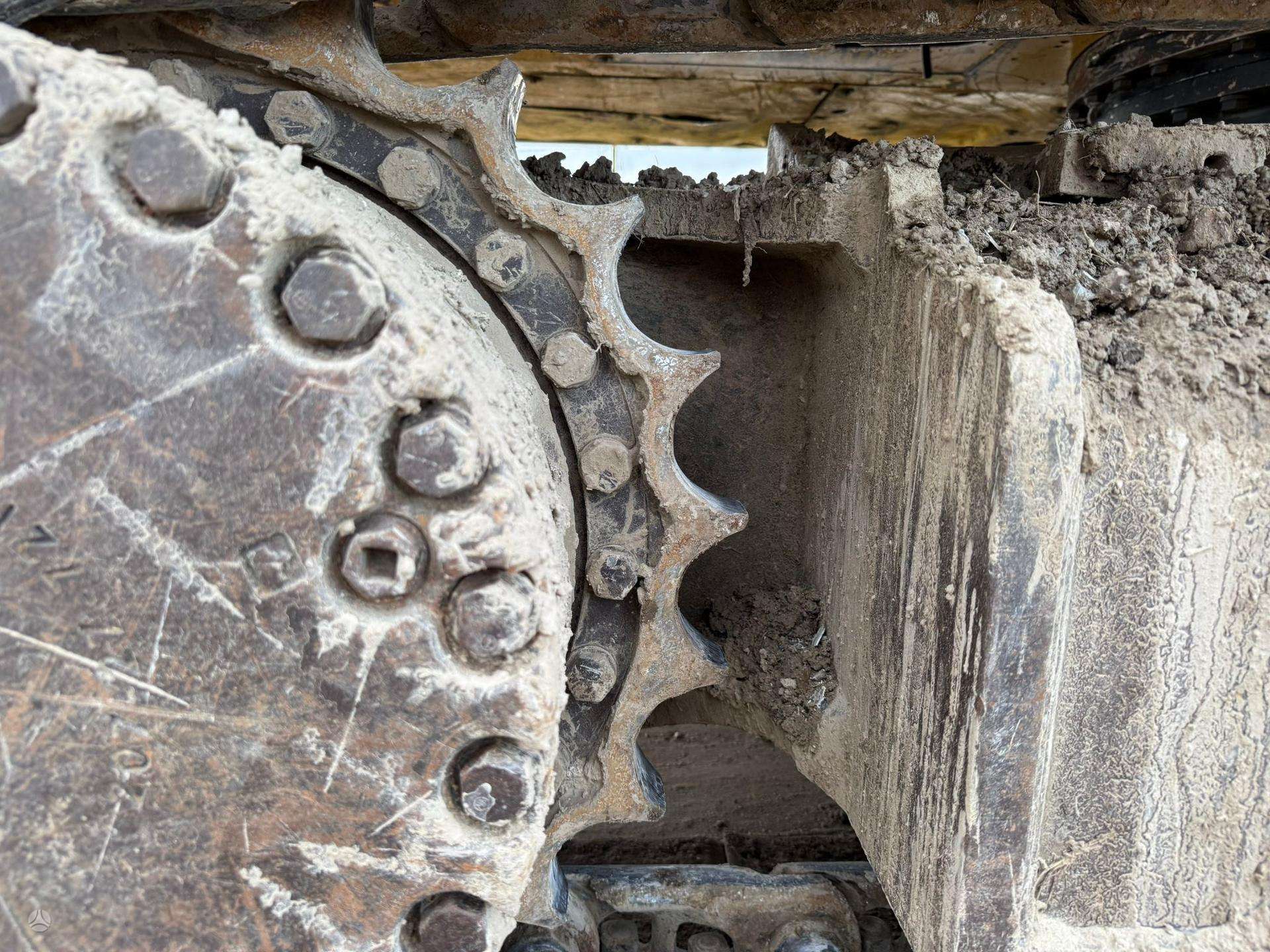 Komatsu PC 360 LC-10 - Image 16