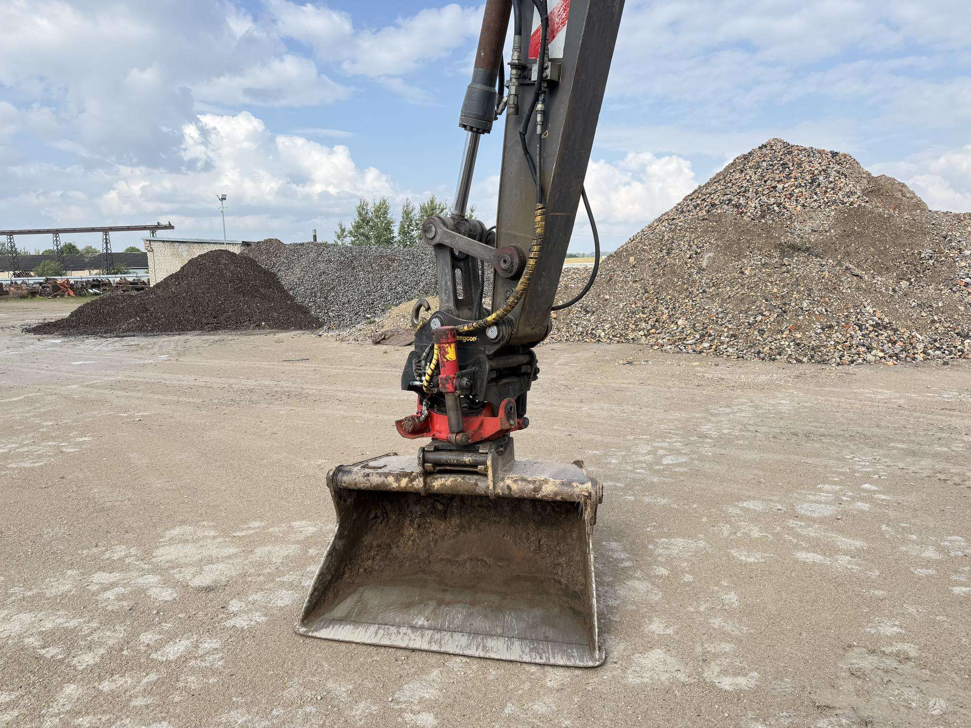 Volvo EW 140 B , ROTOTILT + RAILWAY - Image 10